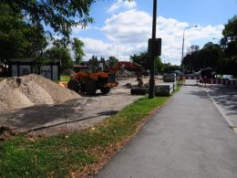 Przy ulicy Rataja powstaje parking na sto miejsc