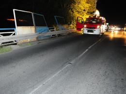 Chciał ominąć dzika, omal nie spadł z wiaduktu