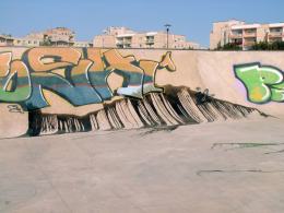 Nowy skatepark zdewastowany - ktoś rozlał tam olej