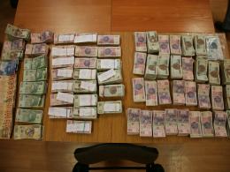 Policjanci CBŚ rozbili grupę przestępczą, handlującą tytoniem i alkoholem