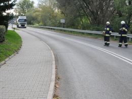 Kłótnia o sprzątanie drogi, a kierowcy jeżdżą objazdem
