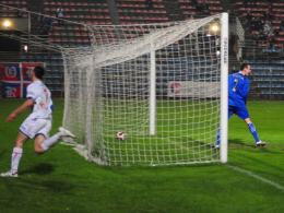 Odra rozstrzelała Leśnicę 4:1 Setla & Wawrzyniak show