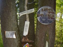 W Strojcu powstał leśny pomnik ofiar katastrofy smoleńskiej