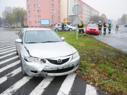 Zderzenie na skrzyżowaniu ulicy Armii Krajowej i Fabrycznej