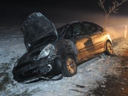 Wypadek w okolicach "grzybka". Na drogach fatalne warunki do podróżowania
