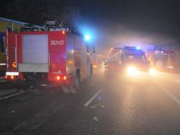 Wypadek w okolicach "grzybka". Na drogach fatalne warunki do podróżowania