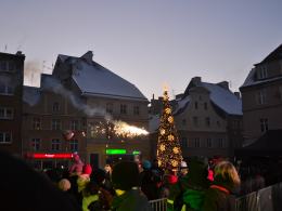Brzeg rozbłysnął 40 tysiącami świątecznych lampek