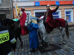 Tłumy wiernych na Orszaku Trzech Króli