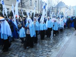 Tłumy wiernych na Orszaku Trzech Króli