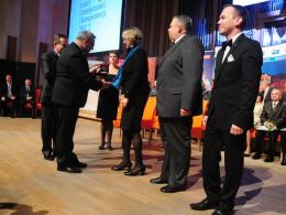 Minister Kultury uhonorowany Kryształowym Laurem Umiejętności i Kompetencji