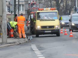 Na Placu Kazimierza zamontowano bariery energochłonne
