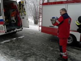 Kobieta z dwójką dzieci ucierpiała podczas wypadku