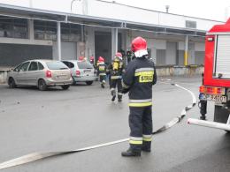 Strażacy ćwiczą w Opolskim Centrum Logistycznym