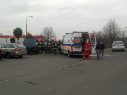 Kierująca BMW wypadła z drogi i staranowała płot