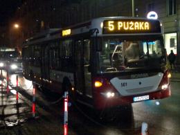 Pijany przechodzień potrącony przez autobus