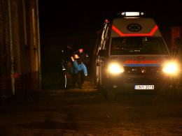 Akcja antyterrorystów w Paczkowie. 42-latek rzucał w policję nożami.