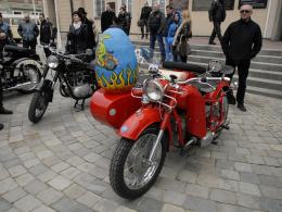 Motocykliści spotkali się na tradycyjnym "jajeczku"