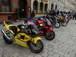 Motocykliści spotkali się na tradycyjnym "jajeczku"