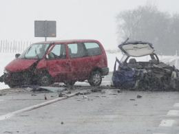 Czołowe zderzenie na obwodnicy Lubrzy.