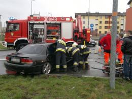 Zderzenie w Alei Solidarności, dwie kobiety trafiły do szpitala