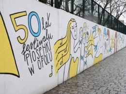 Festiwalowe graffiti zdobi mury NCPP