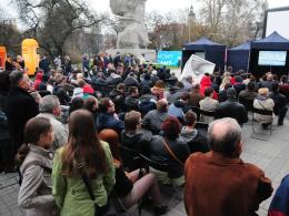 Grę Zaksy Opolanie śledzili na kilku telewizorach, rozstawionych na Placu Wolności.