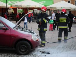 Pokaz akcji ratowniczo-gaśniczej w centrum Opola