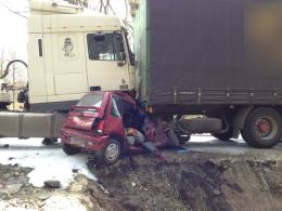 Kierująca daewoo tico kobieta może mówić o sporym szczęściu.