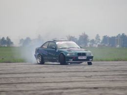 Mocną stroną imprezy były pokazy driftingu.