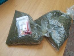 26-latek przewoził w torbie ponad kilogram marihuany