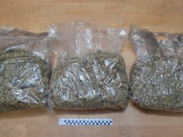 Ponad 3 kilogramy marihuany przechwycili celnicy i policjanci CBŚ