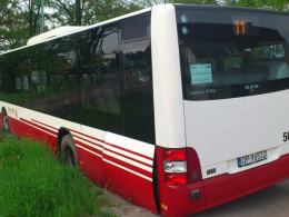 Autobus urwał zawieszenie na pętli przy ul. Żytniej