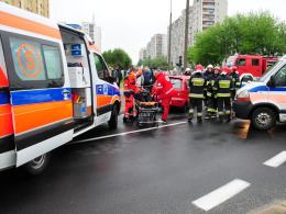 Dwa groźne wypadki na ulicy Niemodlińskiej w Opolu. 5 osób rannych.