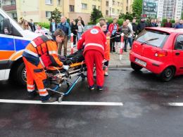 Dwa groźne wypadki na ulicy Niemodlińskiej w Opolu. 5 osób rannych.