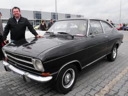 Lucjan Wasilewski z Turawy i jego opel kadett B coupe.