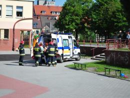 Wypadek w opolskiej podstawówce. 9-letnia dziewczynka trafiła do szpitala.