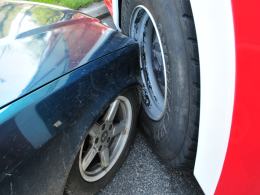 BMW zderzyło się z wozem strażackim jadącym na sygnale
