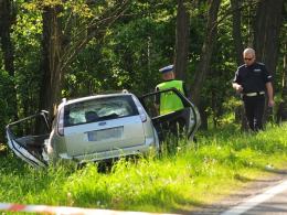 Tragiczny wypadek podczas wyprzedzania na trasie Opole - Brzeg. Zginęła kobieta.