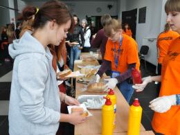 Nowa tradycja na Piastonaliach czyli studenckie śniadanie