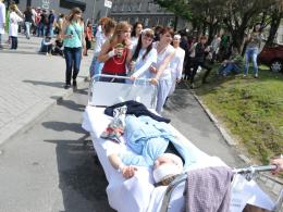 Żakinada przeszła ulicami Opola. Studenci przejęli klucze do bram miasta.
