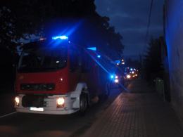 Miejski autobus zderzył się z pociągiem na niestrzeżonym przejeździe