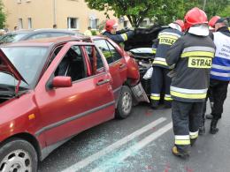 Wypadek na Zaodrzu, dwie osoby trafiły do szpitala