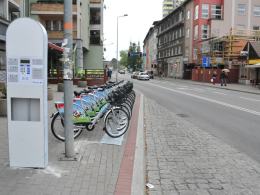W tym sezonie łącznie do dyspozycji cyklistów będzie 14 terminali w mieście i 140 rowerów.