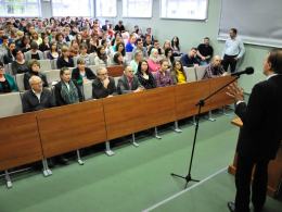 Studenci UO spotkali się z red. Maciejem Wierzyńskim