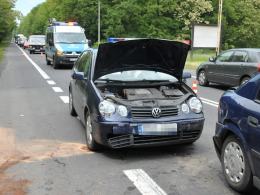 Wypadek z udziałem nieoznakowanego radiowozu. Policjanci są ranni.