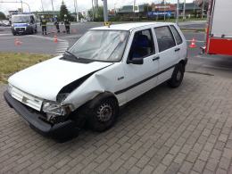 75-letnia kierująca zignorowała czerwone światło
