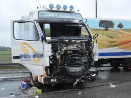Trzy ciężarówki zderzyły się na remontowanym odcinku obwodnicy Opola