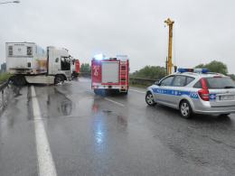 Trzy ciężarówki zderzyły się na remontowanym odcinku obwodnicy Opola