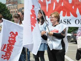 Związkowcy pikietowali w sprawie Elektrowni Opole