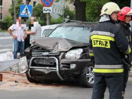 Wypadek przy ul. Plebiscytowej w Opolu. Dwie osoby ranne.